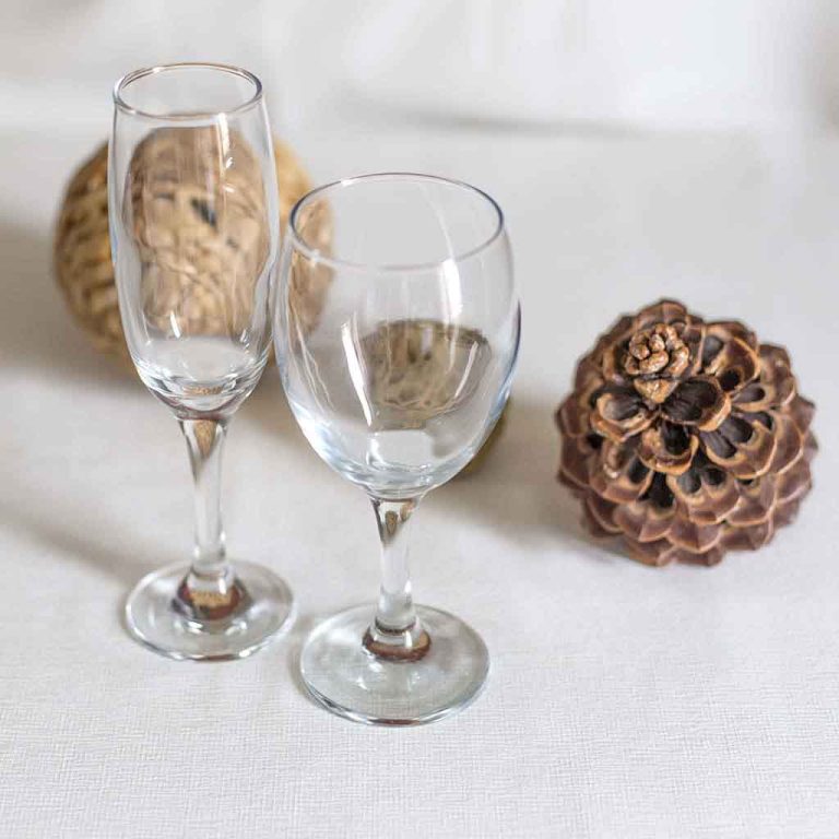 Verres à eau et vin